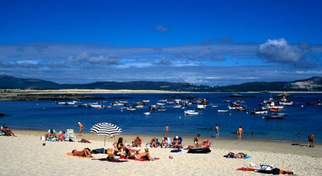 The beach in the fishing village of Corrubedo, Galicia